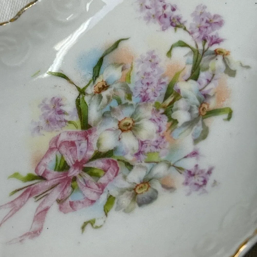 Set of 3 Vintage Heart Shaped Triangle Ceramic Shallow Floral Dishes Tablescape